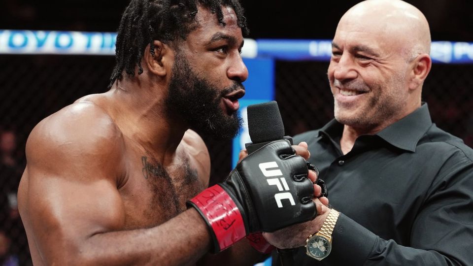 Джейкоби Смит отреагировал на отказ Кевина Холланда от боя на UFC 332